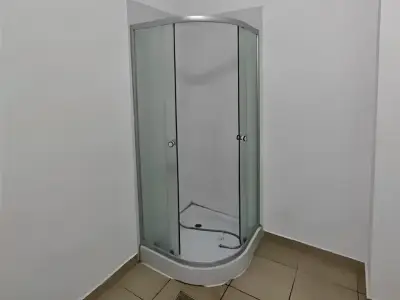 Cabina dus baie moderna hala de inchiriat Afumati Ilfov