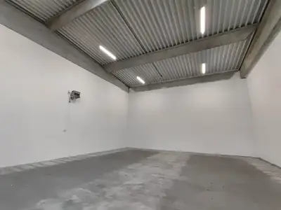Hala industriala spatioasa de inchiriat Afumati Ilfov