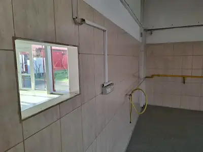 Vestiar hala cu facilitati tehnice Afumati Ilfov