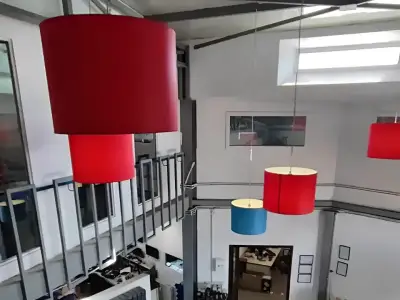 Vanzare hala Afumati Ilfov lobby cu design iluminat rosu