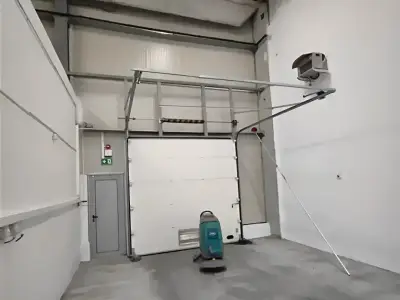 Depozit marfuri spatios de inchiriat in Afumati Ilfov