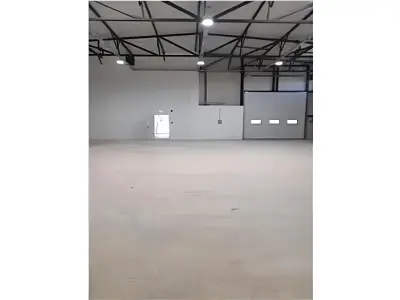 Hala de vanzare in Chitila Ilfov spatiu productie beton