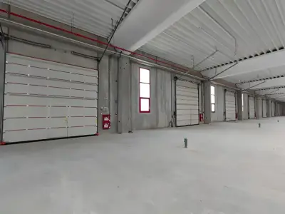 Hala de vanzare luminoasa pentru productie in Chitila Ilfov