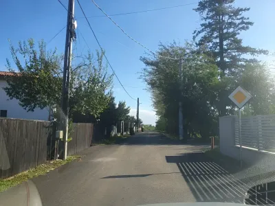 vanzare cumparare teren Balotești Ilfov drum acces marcat cu gard