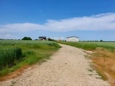 Teren de vanzare Balotești Ilfov drum spre hambar vechi