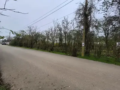 Teren de vanzare cumparare drum neasfaltat in Balotesti Ilfov