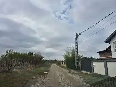 Teren de vanzare Balotești Ilfov drum acces noros