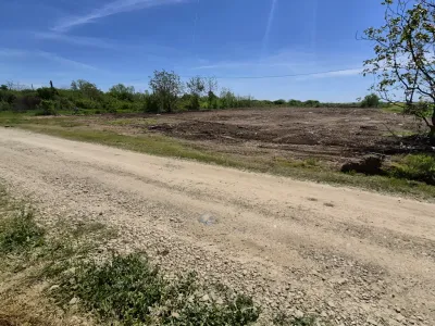 Teren viran plat de vanzare cumparare in Balotesti Ilfov