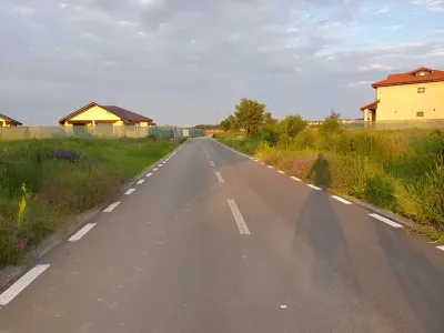 Teren vanzare Balotesti Ilfov drum de pamant prin camp