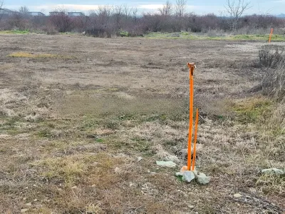 Teren viran plat cu stalp curent Balotesti Ilfov