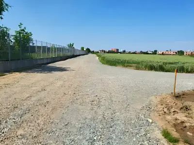 Drum acces catre teren vanzare-cumparare Balotești Ilfov
