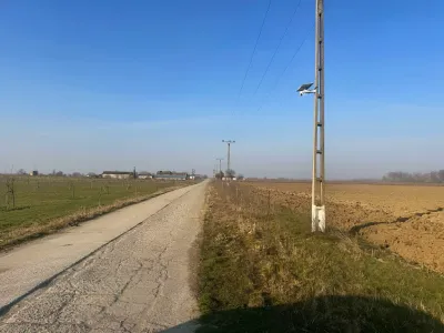 Drum acces catre teren de vanzare cumparare in Bucesti Galati