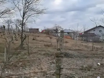 Teren de vanzare-cumparare Budești Vrancea camp gard sarma