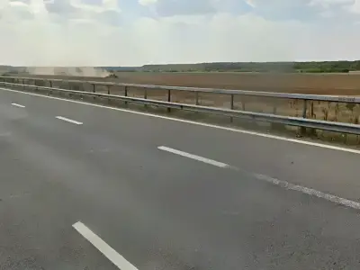Drum acces spre teren de vanzare in Gruiu Ilfov autostrada