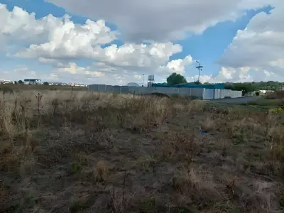 Teren de vanzare cu gard si cladire Otopeni Ilfov
