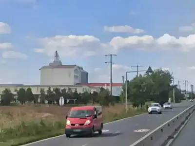 Teren de vanzare in Păulești Prahova drum acces asfalt