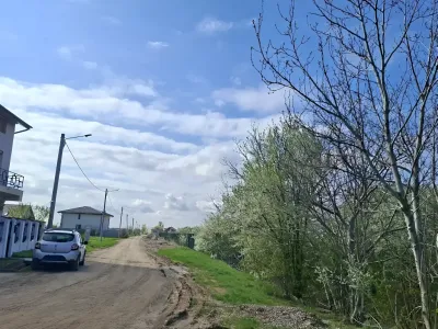 Teren de vanzare Săftica
