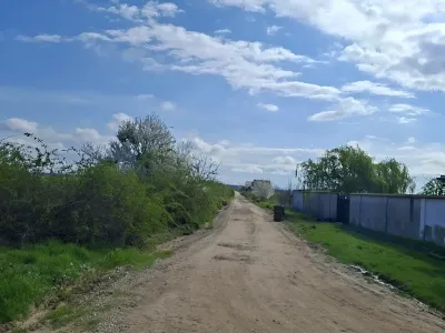 Teren de vanzare-cumparare pe drum neasfaltat in Saftica Ilfov