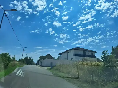 Teren de vanzare Săftica