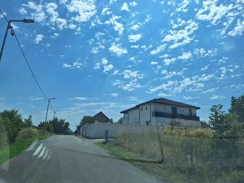 Teren Intravilan de Vânzare în Balotești, Ilfov - Deschidere Stradală Generoasă principala