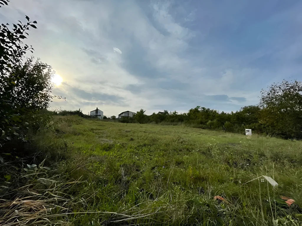 teren intravilan vanzare cumparare zona verde Gârbău Cluj