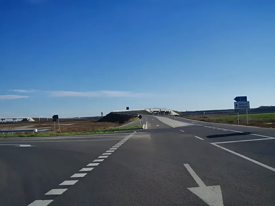 Teren de vanzare-cumparare cu drum asfaltat in Snagov Ilfov